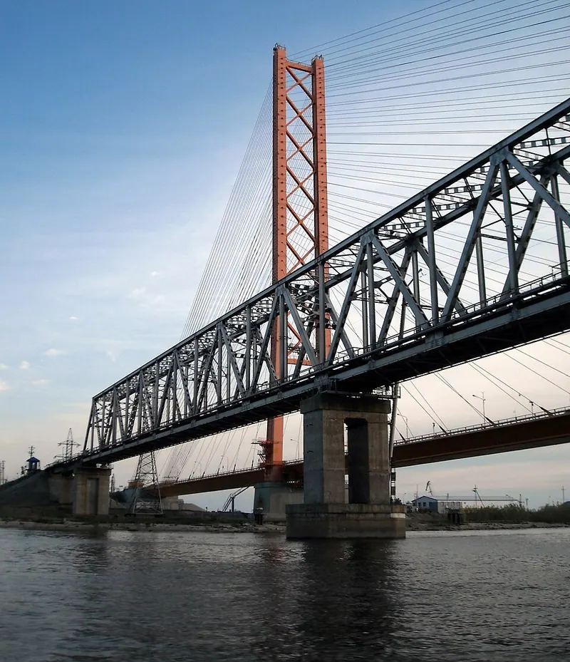 Югорский железнодорожный мост