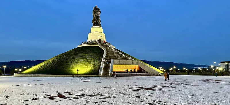 Мемориал воину-освободителю (Кемерово)